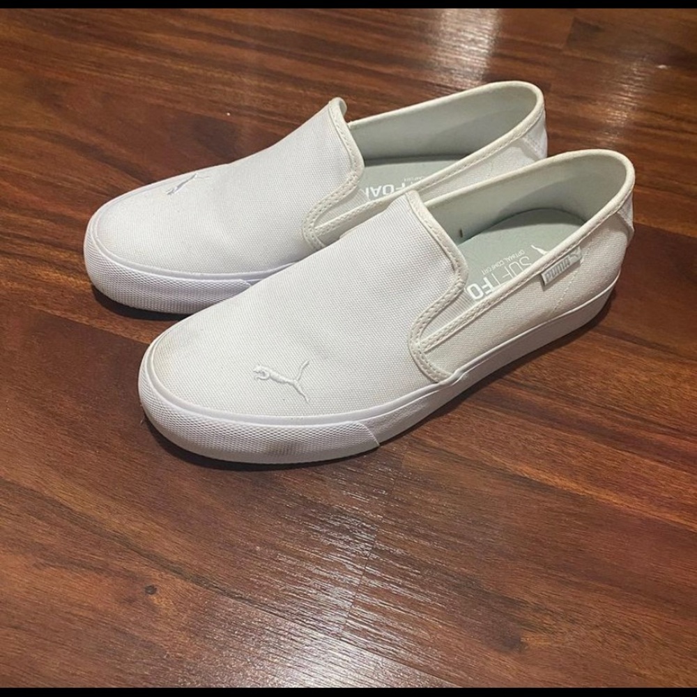White puma slip on sneakers